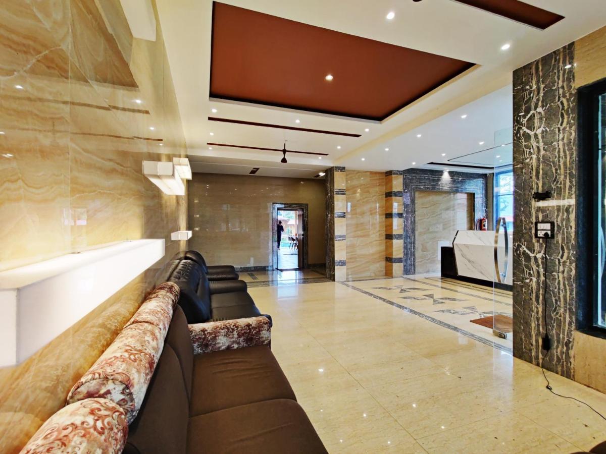 Arya Resort And Spa Mahābaleshwar Zewnętrze zdjęcie