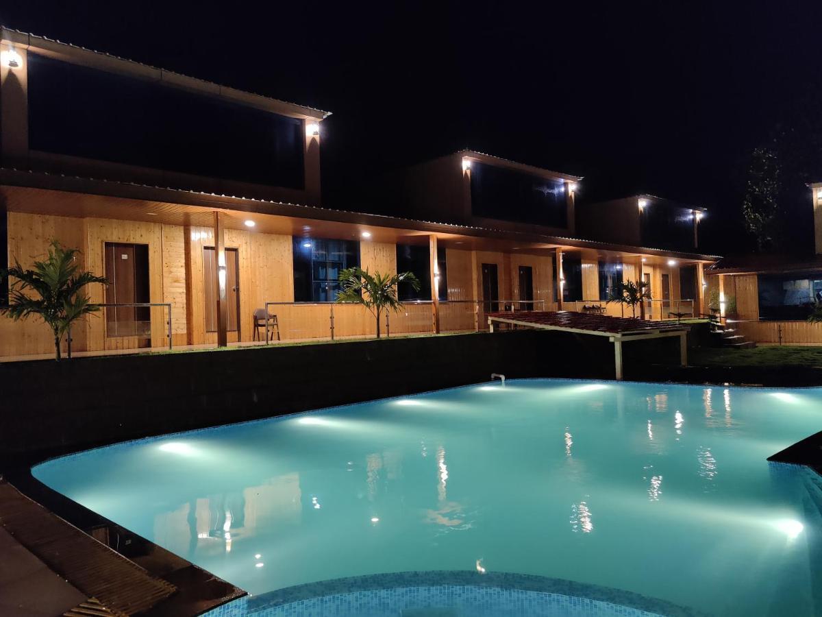 Arya Resort And Spa Mahābaleshwar Zewnętrze zdjęcie