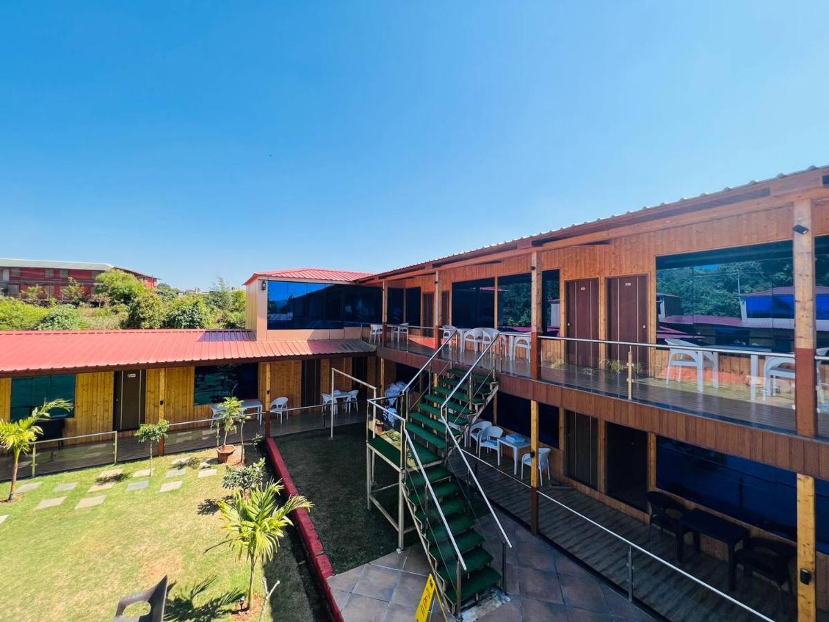 Arya Resort And Spa Mahābaleshwar Zewnętrze zdjęcie